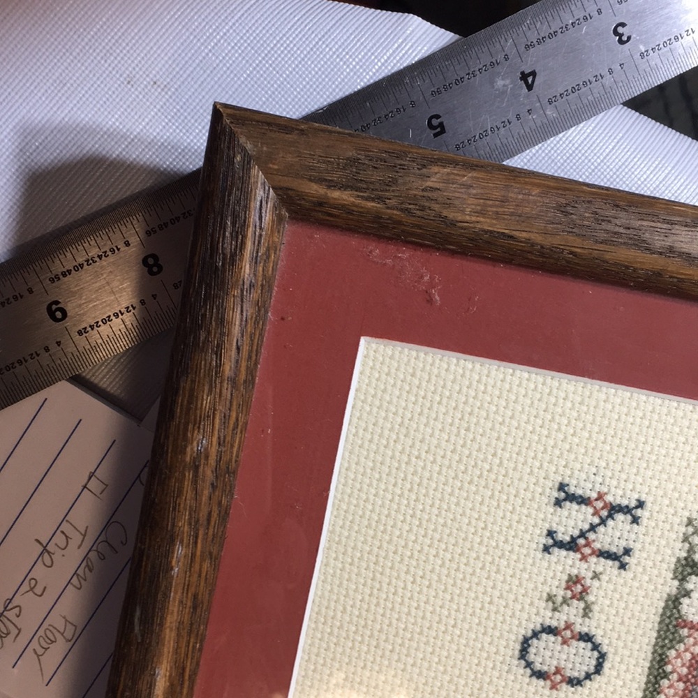 Cross-stitch vintage Alphabet framed & matted picture. - Picture 10 of 12